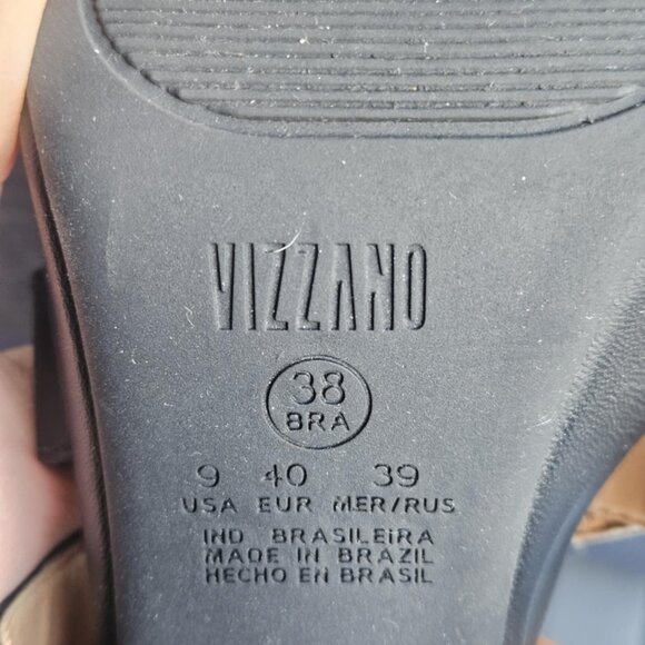 Vizzano Women's 5 Inch Platform Strap Sandal with Gold Buckle Accent Size 9 - Picture 10 of 12